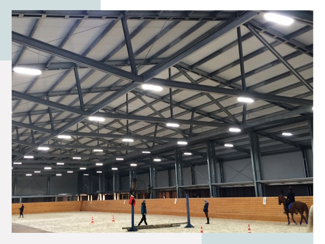 Строительство конных манежей от 644 руб в Воронеж